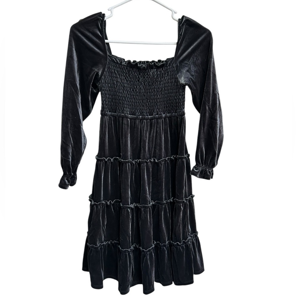 Crown & Ivy Dress Girls Size Medium Gray Velvet Tiered Smocked Dress NWT